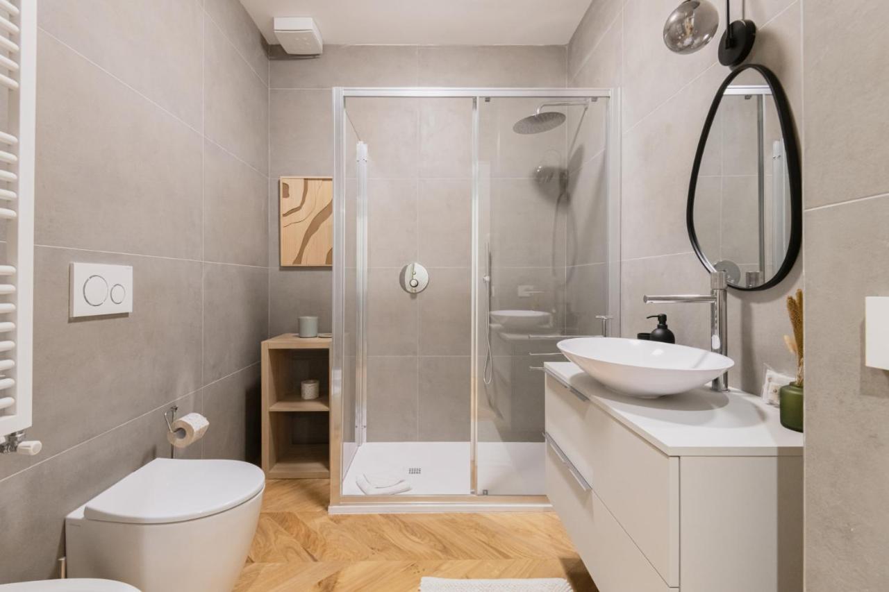 Easylife - Oasi Di Stile A 10Min Dal Duomo Apartment Milano Exterior foto