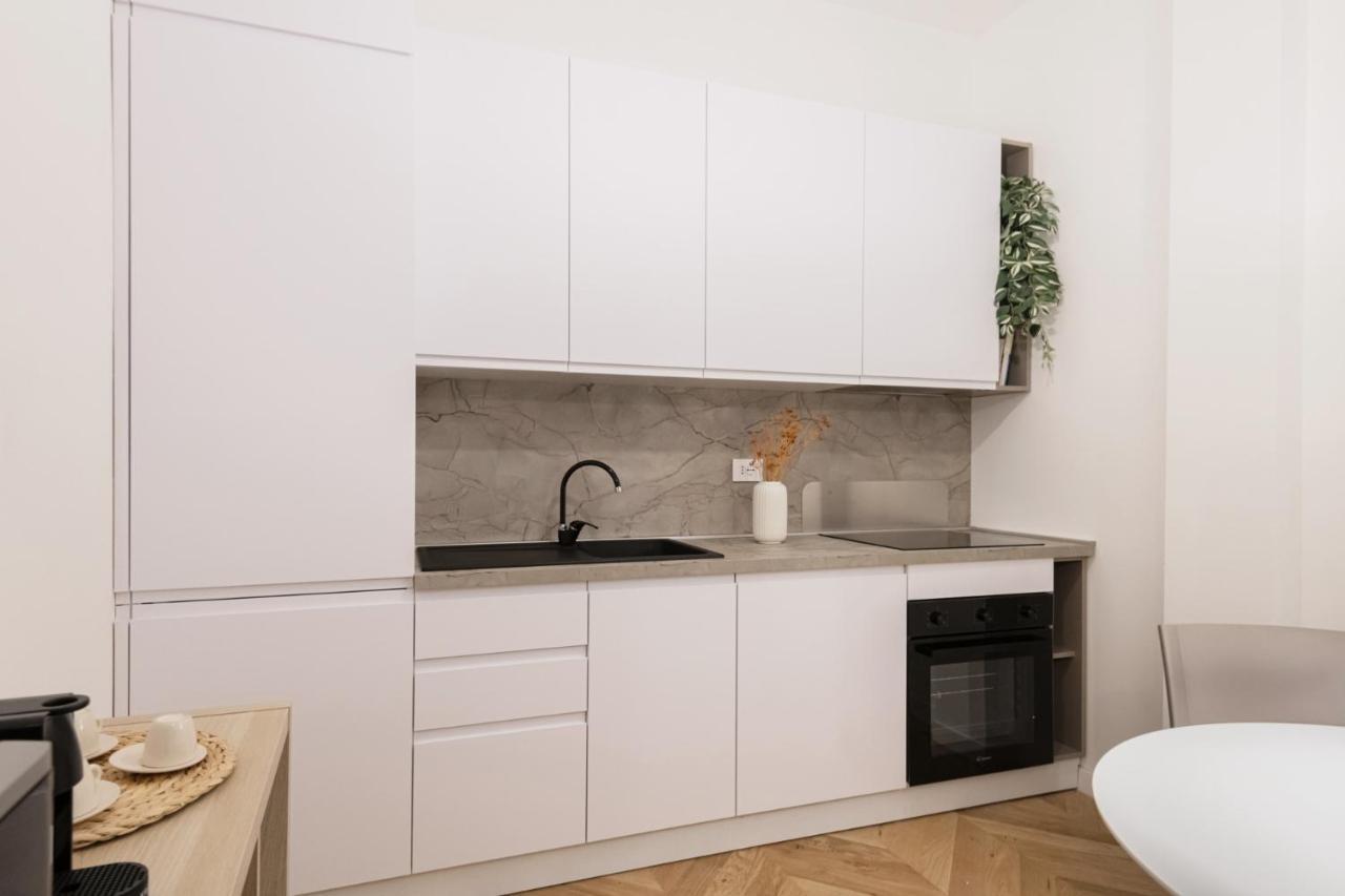 Easylife - Oasi Di Stile A 10Min Dal Duomo Apartment Milano Exterior foto